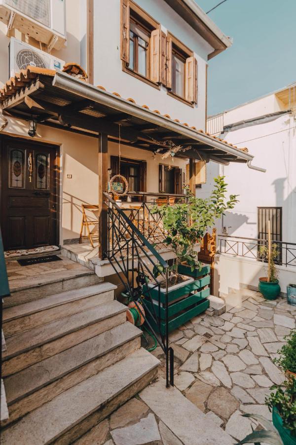 Varousi.Traditional House In Old Town Of Trikala 1 Extérieur photo